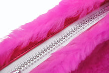 画像をギャラリービューアに読み込む, 新品未使用 CHROME HEARTS クロムハーツ ファーポーチ ダガージップ スクロールラベルロゴ金具 ピンク シルバー925 シルバー金具 中古 4b007683