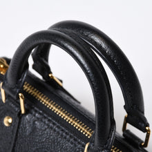 Load image into Gallery viewer, 新品同様 LOUIS VUITTON ルイヴィトン ナノ スピーディ 2WAYハンドバッグ M82450 ブラック モノグラムアンプラントレザー 中古 4b013705