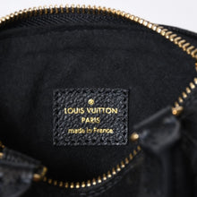 Load image into Gallery viewer, 新品同様 LOUIS VUITTON ルイヴィトン ナノ スピーディ 2WAYハンドバッグ M82450 ブラック モノグラムアンプラントレザー 中古 4b013705