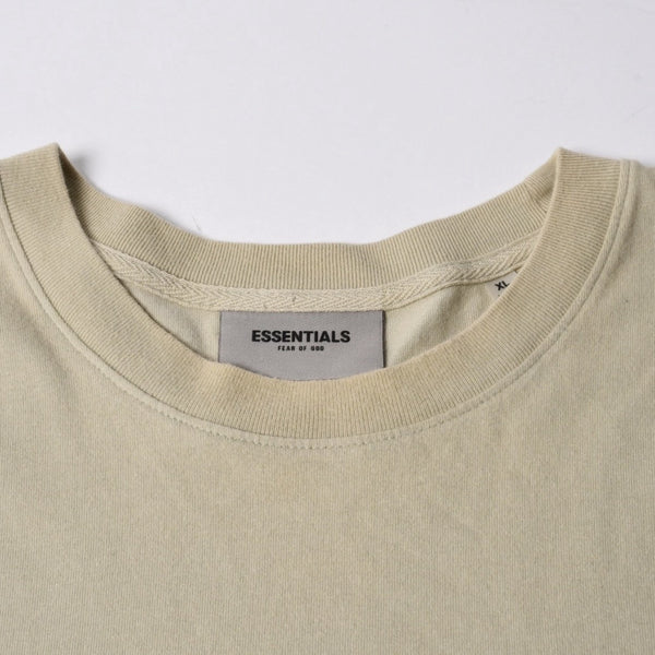ESSENTIALS エッセンシャル FEAR OF GOD フィアオブゴッド ロゴ 半袖Tシャツ コットン アイボリー サイズXL 美品 中古 4a007429