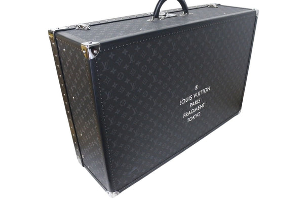 Very Good Condition LOUIS VUITTON × FRAGMENT Louis Vuitton Fragment Trunk Alzer 80 Monogram Eclipse Black PVC Leather Hiroshi Fujiwara Used 4c053246