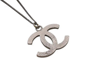 Load image into Gallery viewer, CHANEL シャネル ネックレス ココマーク アクセサリー 13P刻印 メタル スクエアストーン シルバー 5.6g 美品 中古 4c053612