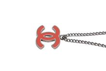 Load image into Gallery viewer, 極美品 CHANEL シャネル ココマーク ネックレス アクセサリー 04A刻印 メタル シルバー オレンジ 中古 4c055551
