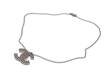 Load image into Gallery viewer, 極美品 CHANEL シャネル ココマーク パンチング ネックレス 12g 03P メタル シルバー ロゴ アクセサリー 美品 中古 4c060917