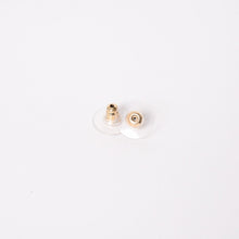 Load image into Gallery viewer, 極美品 CHANEL シャネル リップスティック ココマーク スイングピアス 04A刻印 ラインストーン 重量19.46g マルチカラー アクセサリー 両耳用 ゴールド金具 中古 4c074867