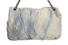 Load image into Gallery viewer, 極美品 CHANEL シャネル デカココ ショルダーバッグ ラージ 13番台 レザー イタリア製 ブルー ホワイト 中古 4c062896