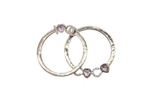 Load image into Gallery viewer, CHANEL シャネル I LOVE COCO ハートストーン ピアス 重量約13g B22B刻印 メタル ラインストーン ゴールド 両耳用 美品 中古 4c063557