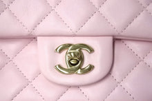 画像をギャラリービューアに読み込む, 極美品 CHANEL シャネル ミニマトラッセ 20 シングルチェーンショルダーバッグ ラムスキン ピンク ゴールド金具 中古 4c066988