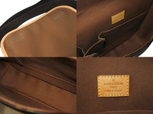 Load image into Gallery viewer, 極美品 LOUISVUITTON ルイヴィトン メッセンジャー ボスフォールPM ショルダーバッグ モノグラム M40106 ゴールド金具 中古 4c066991