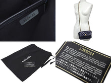 画像をギャラリービューアに読み込む, CHANEL シャネル マトラッセ19 ミニショルダーバッグ ココマーク 1番台 ラムスキン ネイビー ゴールド金具 美品 中古 4c066994