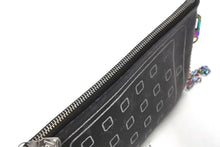 画像をギャラリービューアに読み込む, LOUIS VUITTON ルイヴィトン iPadケース M64449 タブレットケース フラグメント コラボ 藤原ヒロシ PVC レザー 美品 中古 4c067030