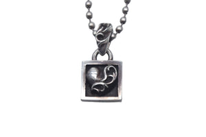 CHROME HEARTS Chrome Hearts Framed Heart Necklace Weight 5.108g Total Length 43.5 1998 Engraved Silver 925 Celtic Good Condition Used 4c067053ch