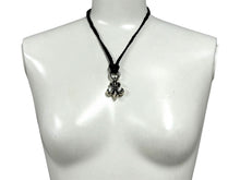 画像をギャラリービューアに読み込む, CHROME HEARTS クロムハーツ BSフレアペンダント wレザーブレイド ネックレス BS FLEUR LB シルバー925 重量36.239g 美品 中古 4c067063