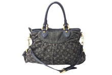 Load image into Gallery viewer, LOUIS VUITTON ルイ ヴィトン モノグラムデニム ネオカヴィMM 2WAYハンドバッグ M95351 ショルダーバッグ ロゴ ゴールド金具 ノワール 美品 中古 4c067075