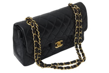 画像をギャラリービューアに読み込む, CHANEL シャネル チェーンショルダーバッグ マトラッセ23 Wフラップ ラムスキン 6番台 ブラック ゴールド 美品 中古 4c067104cc