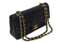 画像をギャラリービューアに読み込む, CHANEL シャネル チェーンショルダーバッグ マトラッセ23 Wフラップ ラムスキン 2番台 ブラック ゴールド 美品 中古 4c067105cc