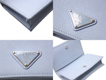 Load image into Gallery viewer, 極美品 PRADA プラダ トライアングルロゴ カードケース 名刺入れ 1MC122 ライトブルー レザー 三角ロゴ サフィアーノレザー 中古 4c067120