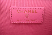 画像をギャラリービューアに読み込む, 極美品 CHANEL シャネル ジップコインケース キーケース 27番台 2018-2019年 キャビアスキン ピンク ゴールド金具 中古 4c067122