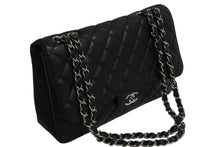 画像をギャラリービューアに読み込む, 極美品 CHANEL シャネル チェーンショルダーバッグ マトラッセ30 キャビアスキン 12番台 シルバー金具 ブラック 中古 4c067133cc
