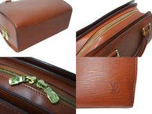 画像をギャラリービューアに読み込む, LOUIS VUITTON ルイ ヴィトン ポンヌフ ハンドバッグ M52053 エピレザー ケニアンブラウン 美品 中古 4c067157