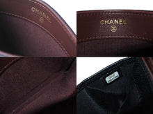 画像をギャラリービューアに読み込む, 極美品 CHANEL シャネル カードケース ココマーク キャビアスキン 29番台 ブラック ゴールド金具 中古 4c067176