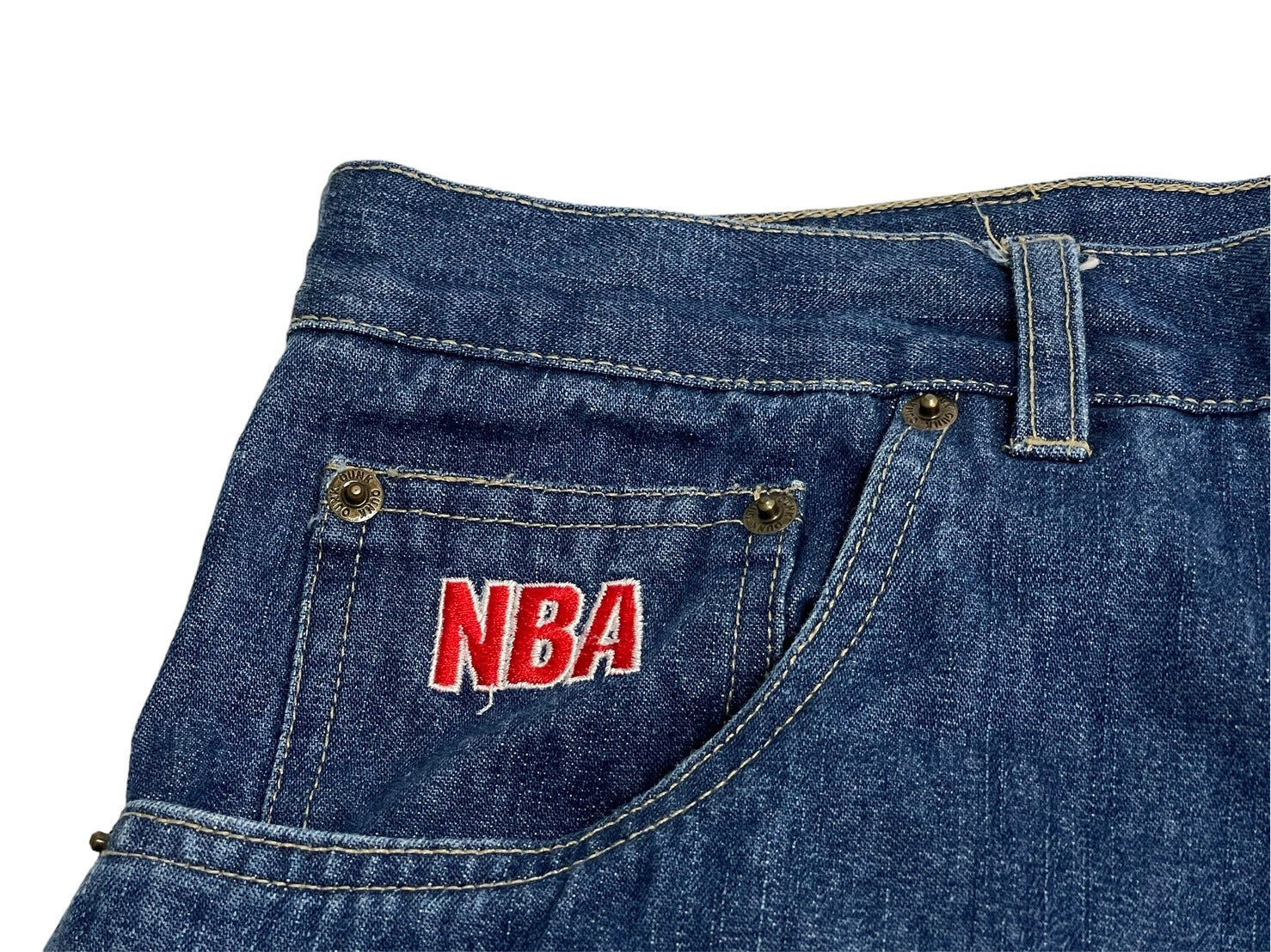 UNK デニムパンツ バギーデニム サイズ40 NBA Bリーグ オールスター バスケ 刺繍デザイン チームロゴ ブルー コットン 美品 中古  4c067434 – Casanova Vintage