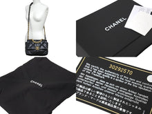 Load image into Gallery viewer, 極美品 CHANEL シャネル19 2WAYシングルフラップマトラッセチェーンショルダーバッグ 30番台 ラムスキン ブラック ゴールド 中古 4c067499