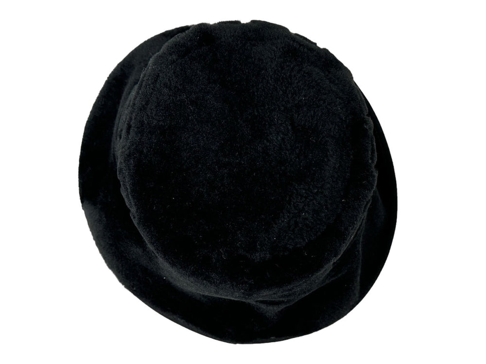 New Unused 2024 CHANEL Bucket Hat Reversible Mouton Hat Coco Mark Made in Italy Black Used 4c067586
