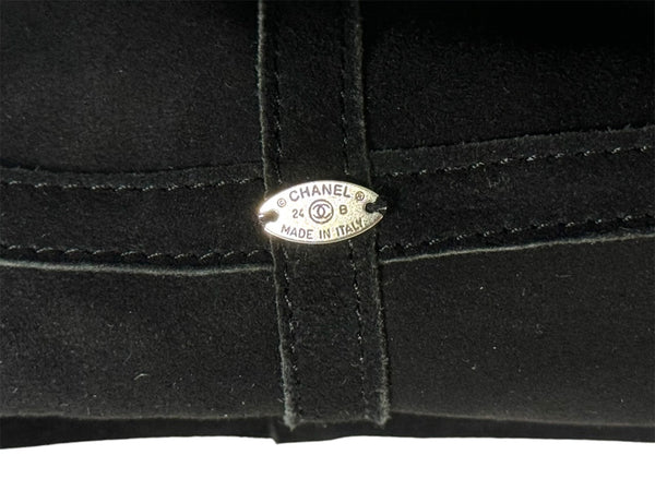 New Unused 2024 CHANEL Bucket Hat Reversible Mouton Hat Coco Mark Made in Italy Black Used 4c067586