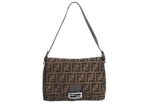 画像をギャラリービューアに読み込む, FENDI フェンディ マンマバケット ハンドバッグ ズッカ柄 ズッカ ブラウン シルバー金具 美品 中古 4c067595