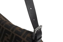 画像をギャラリービューアに読み込む, FENDI フェンディ マンマバケット ハンドバッグ ズッカ柄 ズッカ ブラウン シルバー金具 美品 中古 4c067595