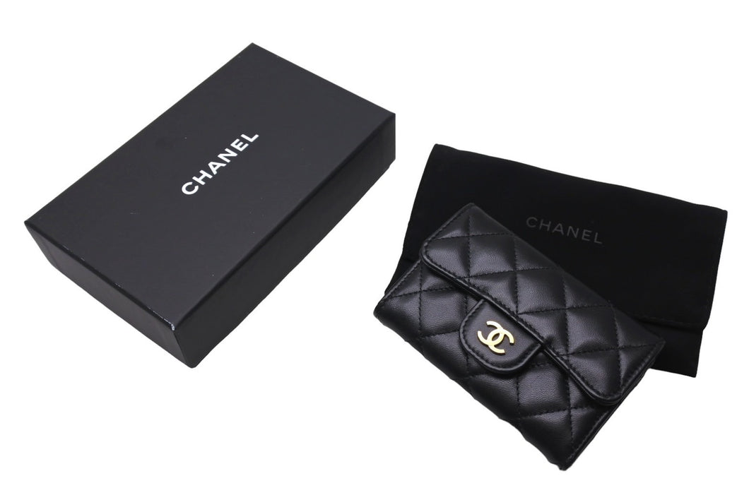 極美品 CHANEL シャネル カードケース スモールウォレット マトラッセ ラムスキン 31番台 ブラック ゴールド金具 中古 4c067603