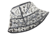 画像をギャラリービューアに読み込む, 極美品 CHROME HEARTS クロムハーツ バケットハット サイズM/L ブラック クリア ビニール 総柄 ロゴ プリント 中古 4c067618