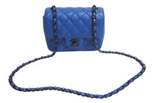 画像をギャラリービューアに読み込む, CHANEL シャネル ミニマトラッセ 17 シングルフラップ チェーン ショルダーバッグ 24番台 ブルー レザー ブラック金具 美品 中古 4c067684
