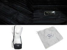 Load image into Gallery viewer, 極美品 PRADA プラダ ショルダーバッグ 1BH096 斜め掛けバッグ ブラック レザー シルバー金具 中古 4c067687