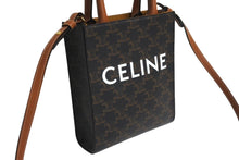 Load image into Gallery viewer, 極美品 Celine セリーヌ トリオンフ ミニバーティカルカバ ブラウン PVC×レザー 194372BZK W-A1-2292 中古 4c067691