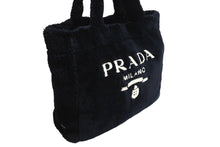 Load image into Gallery viewer, PRADA プラダ ファー ブラック レタリングロゴ トートバッグ 1BG130 美品 中古 4c067692