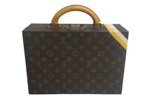 Load image into Gallery viewer, Louis Vuitton ルイヴィトン モンモノグラム ボワット ビジュージュエリーケース ブラウン PVCコーティングキャンバス 美品 中古 4c067733