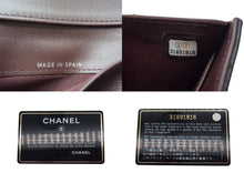 画像をギャラリービューアに読み込む, CHANEL シャネル クラシック スモール フラップ ウォレット 三つ折り財布 31番台 キャビアスキン ブラック 美品 中古 4c067745