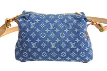 Load image into Gallery viewer, LOUIS VUITTON ルイヴィトン バギーPM ショルダーバッグ M95049 モノグラムデニム ゴールド金具 ブルー 美品 中古 4c067756