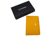 画像をギャラリービューアに読み込む, 極美品 CHANEL シャネル カードケース ココマーク ソフトカーフ 手帳カバー ゴールド金具 イエロー 6番台 中古 4c067842