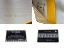 画像をギャラリービューアに読み込む, 極美品 CHANEL シャネル カードケース ココマーク ソフトカーフ 手帳カバー ゴールド金具 イエロー 6番台 中古 4c067842