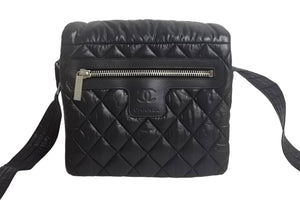 CHANEL シャネル コココクーン マトラッセ ショルダーバッグ A48616 14番台 ナイロン ブラック シルバー金具 美品 中古 4c067846