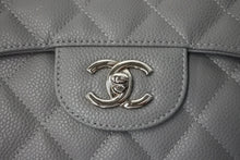 画像をギャラリービューアに読み込む, 新品同様 CHANEL シャネル デカマトラッセ シングルフラップ ショルダーバッグ 13番台 キャビアスキン グレー シルバー金具 中古 4c067910