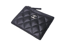 Load image into Gallery viewer, CHANEL シャネル カードケース コインケース 30番台 ココマーク スペイン製 ブラック シルバー金具 美品 中古 4c067946