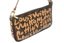 Load image into Gallery viewer, 極美品 LOUIS VUITTON ルイヴィトン ポシェットアクセソワ―ル アクセサリーポーチ M92193 モノグラム グラフィティ PVC レザー 中古 4c067952