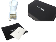 Load image into Gallery viewer, 新品同様 CHANEL シャネル ショルダーバング ミニフラップバッグ スター小銭入れ 星 ゴールド AS4646 ゴールド金具 中古 4c067964