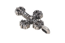 画像をギャラリービューアに読み込む, 新品未使用 CHROME HEARTS クロムハーツ タイニー フィリグリークロス ペンダント SV925 シルバー 中古 4c068001