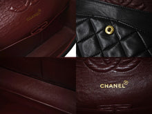 Load image into Gallery viewer, CHANEL シャネル Wフラップ マトラッセ25 チェーンショルダーバッグ ラムスキン 1番台 ブラック ゴールド金具 美品 中古 4c068011