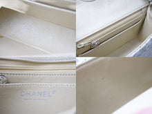 画像をギャラリービューアに読み込む, CHANEL シャネル ミニマトラッセ ツイード ショルダーバッグ ミニバッグ 9番台 フランス製 ホワイト シルバー金具 美品 中古 4c068015